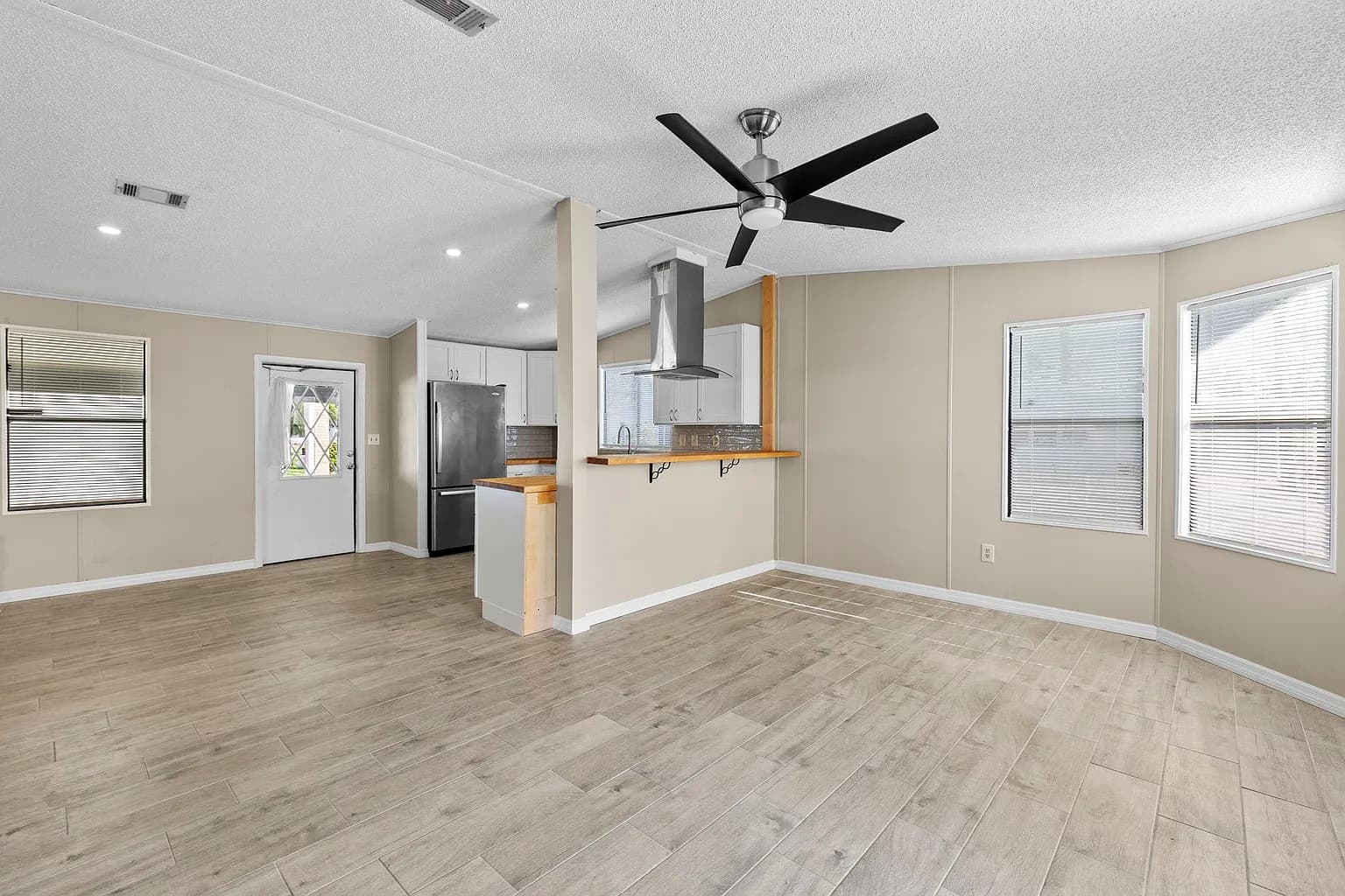 Image 2 of Beautifully Renovated 2 Bed / 2 Bath Home in Tara Woods with Private Backyard Oasis